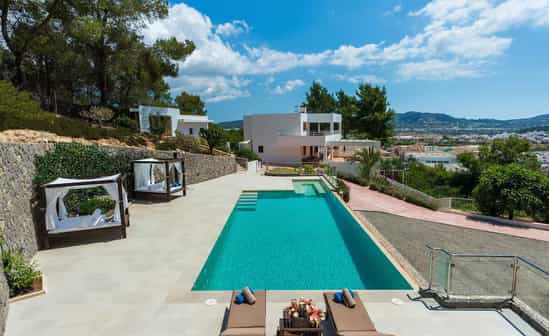 ES-1092369-Santa Eulària des Riu
