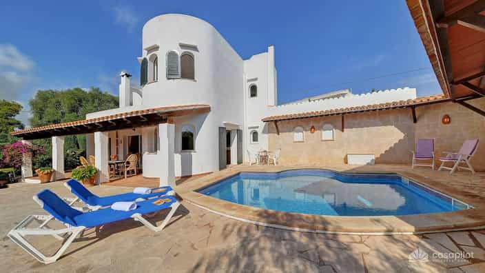 Accommodatie ES-1090496-Santanyí