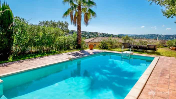 Logement FR-1082401-Sainte-Maxime