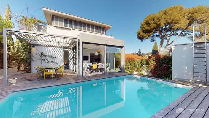 Accommodation FR-1091764-Sanary-sur-Mer