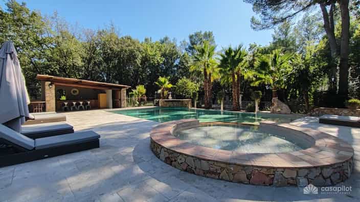 Logement FR-1091796-Draguignan