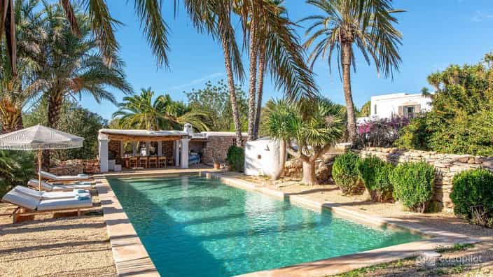 Alojamiento ES-1092107-Santa Eulària des Riu