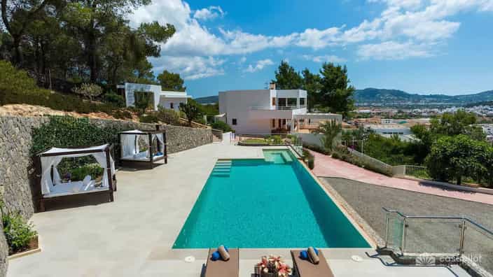 Logement ES-1092369-Santa Eulària des Riu