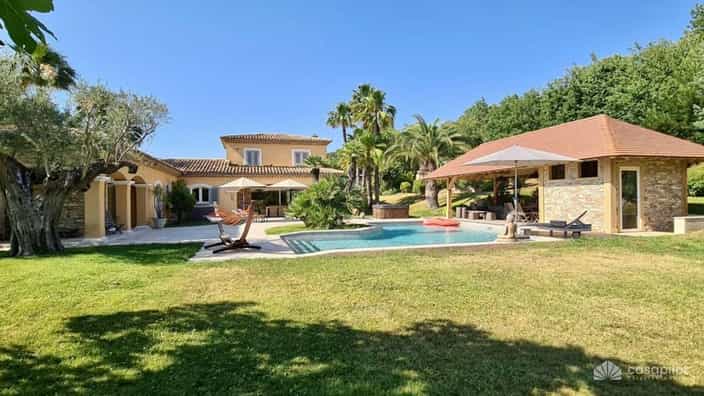 Accommodation FR-1092405-Gassin