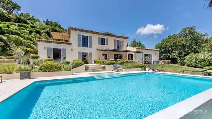 Accommodation FR-1090866-Grimaud