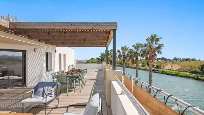 Accommodation FR-1092677-Hyères