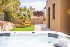 Logement FR-1091818-Roquebrune-sur-Argens