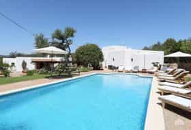 Accommodatie ES-1091992-Santa Eulària des Riu