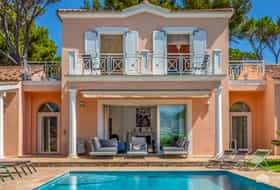 Logement FR-1092153-Saint-Aygulf