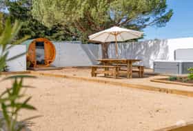 Accommodation FR-1092894-Brem-sur-Mer