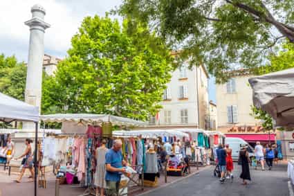 Post The 10 most beautiful markets in Provence