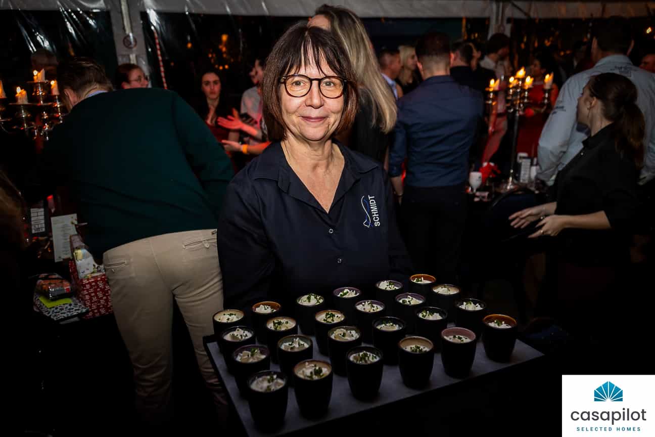 models.slider.defaultAltText