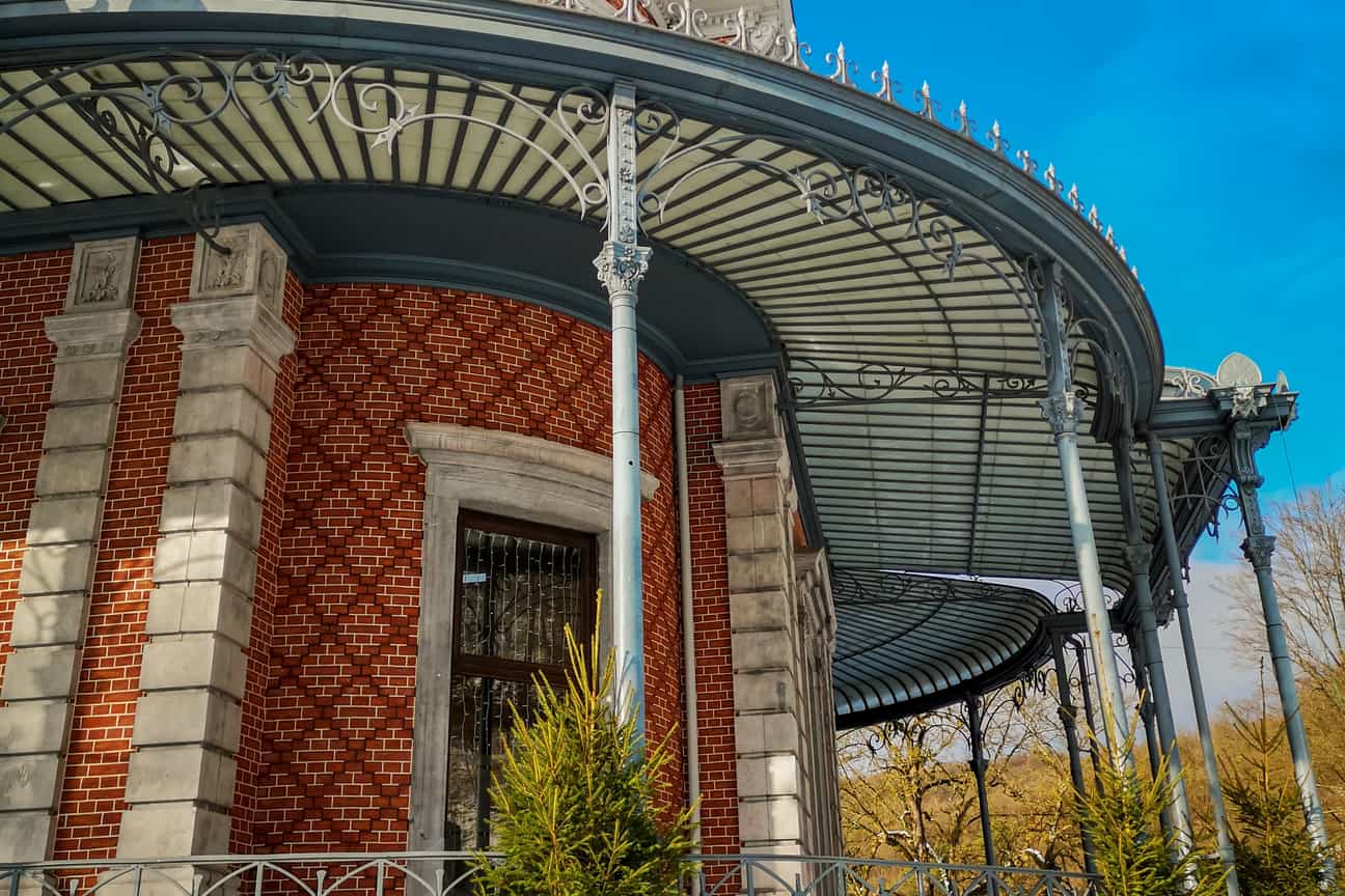 Pavillon des Petits Jeux in Spa, Belgien, im Parc de Sept Heures neben der Galerie Léopold II